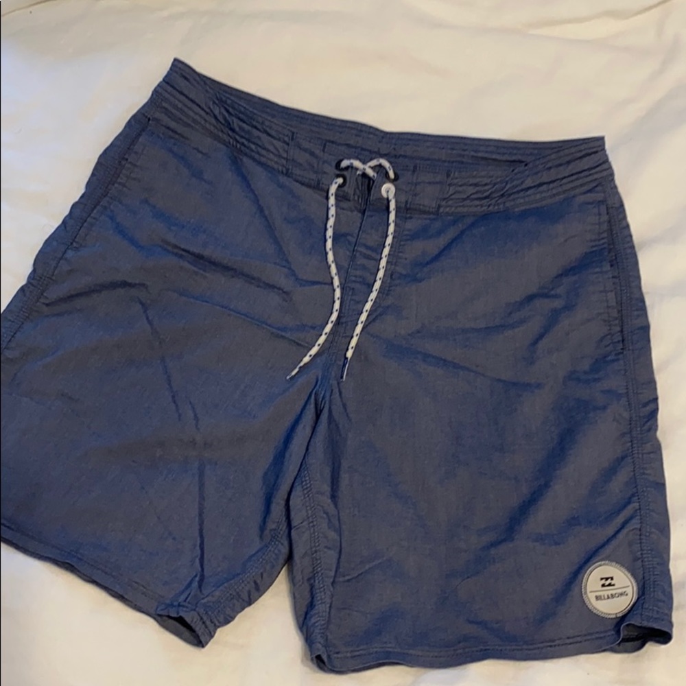 Billabong blue board shorts size 31